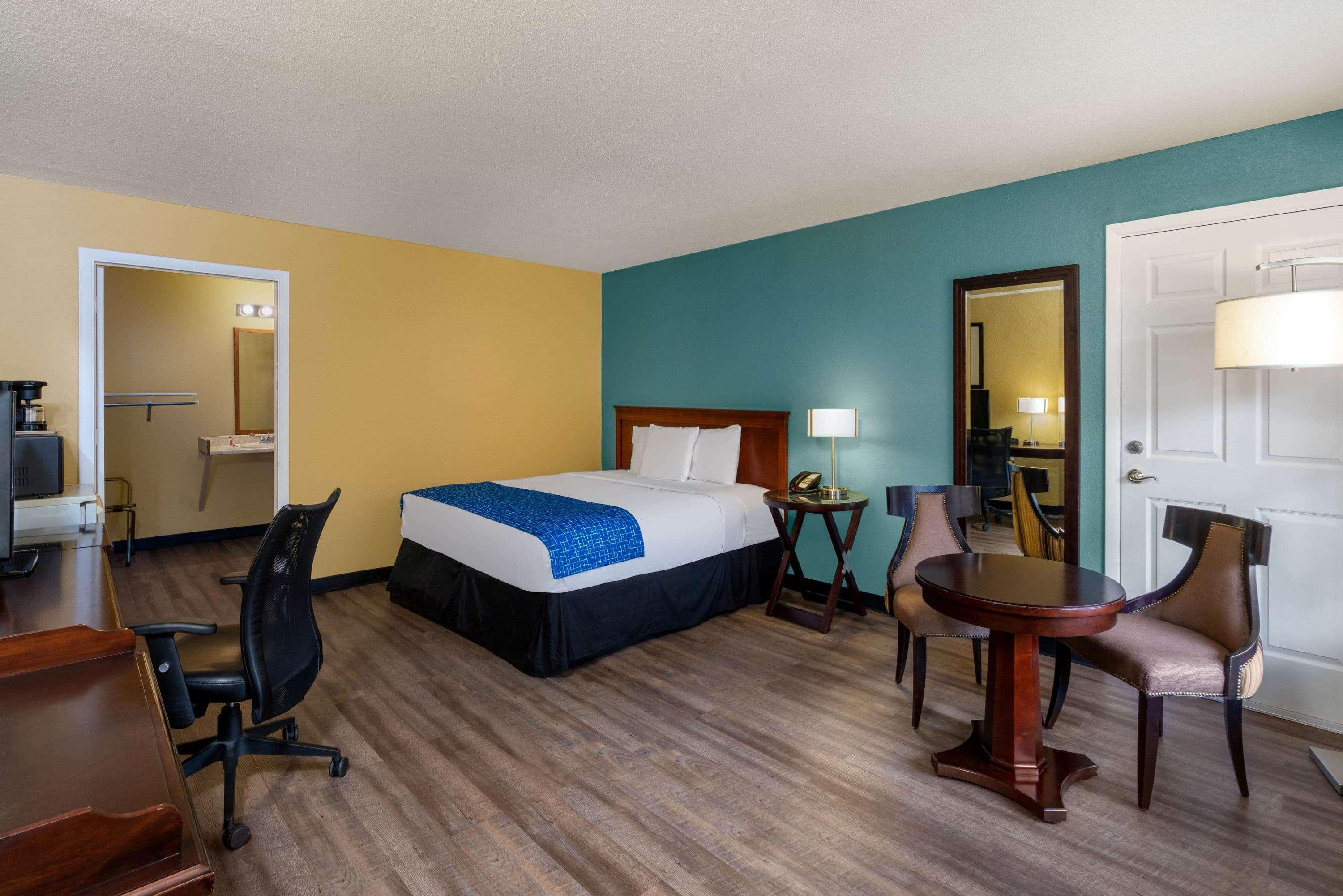 Travelodge By Wyndham גרנד ג'נקשן מראה חיצוני תמונה